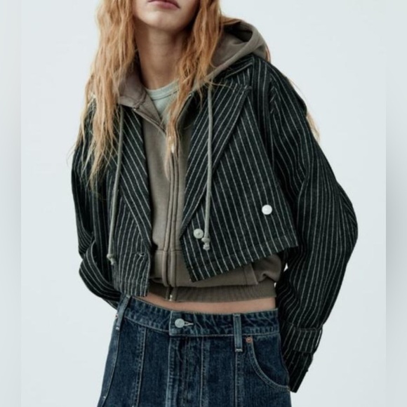 Zara Women’s Cropped Striped Denim Jacket - Size XL - Picture 4 of 12